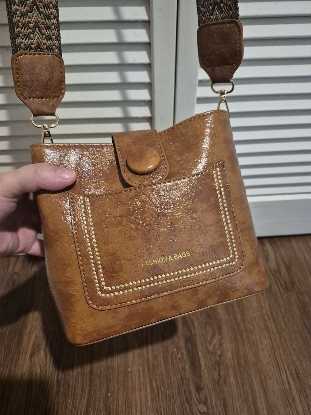 *NEW* Women's Light Brown- Boho Crossbody Bag